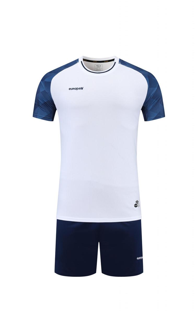 Комплект футбольної форми Europaw 028 Classic light бело-темно-синяя - #1